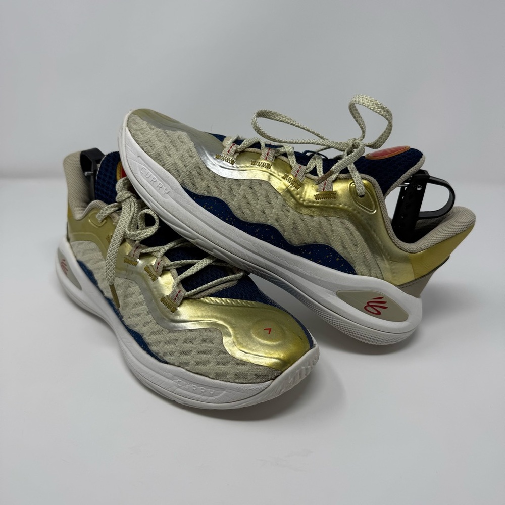 Under Armour Curry 11 'Champion Mindset' Basketball Shoes Youth 6.5 NO‎ INSOLES